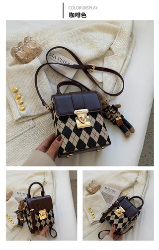 Trendy Small Square Handbag