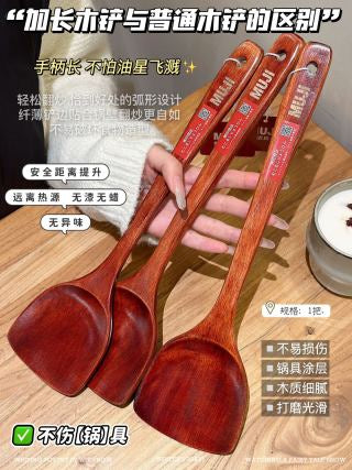 Comparison infographic - solid wood vs ordinary spatula: no cracking, no deformation, no coating damage